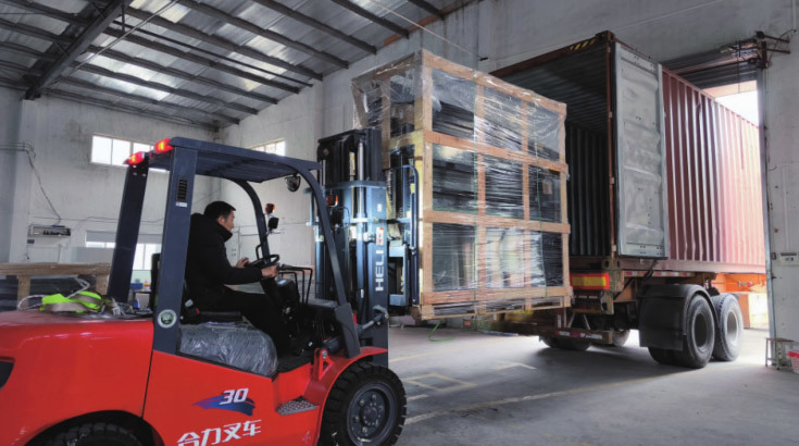 Rail loading for export